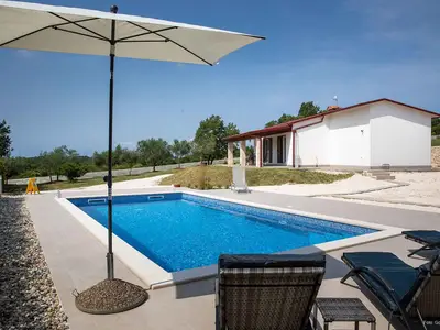 Ferienhaus für 5 Personen (103 m²) in Rovinjsko Selo 1/10