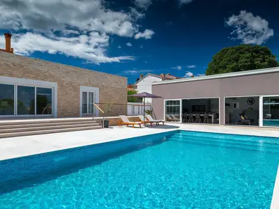 pool