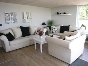 23728050-Ferienhaus-4-Rudkøbing-300x225-1