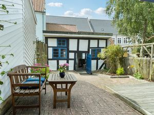 23767918-Ferienhaus-4-Rudkøbing-300x225-1