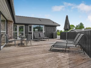 23728433-Ferienhaus-8-Rudkøbing-300x225-1