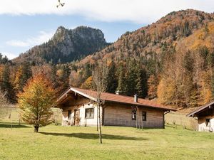 23391243-Ferienhaus-4-Ruhpolding-300x225-2