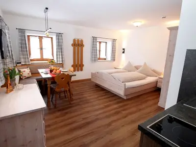 Schlafzimmer mit Teeküche Erdgeschoß