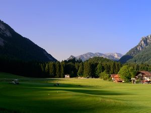 101946-Ferienhaus-3-Ruhpolding-300x225-1