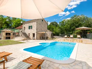 Ferienhaus für 6 Personen (74 m²) in Runović