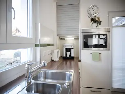 KITCHEN, INSIDE