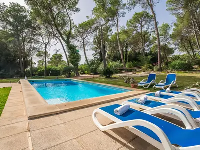 PoolOfHouse