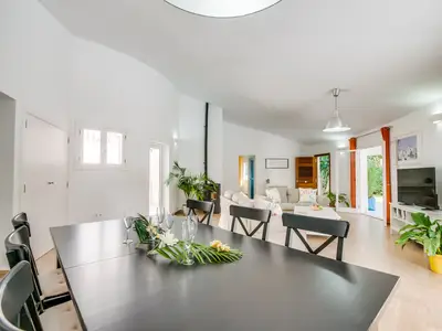 DiningRoom