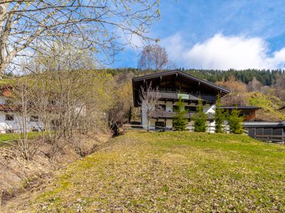 Außenseite Ferienhaus [Sommer]