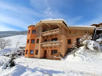 Außenseite Ferienhaus [Winter]