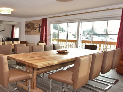 DiningRoom