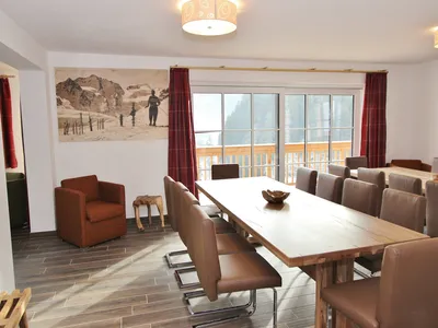 DiningRoom