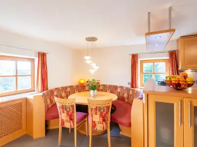 DiningRoom