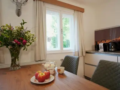 Küche / Wohnraum Esstisch