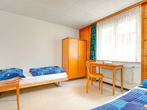 24022884-Ferienhaus-26-Saas-Grund-300x225-4