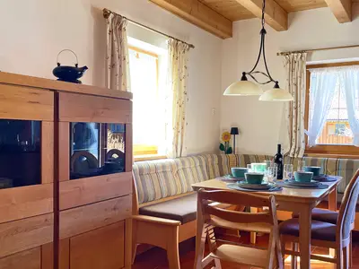 Ferienhaus Gollbichl Wohnraum mit offener Küche