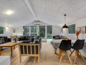 23758030-Ferienhaus-8-Sæby-300x225-3