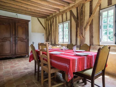 DiningRoom