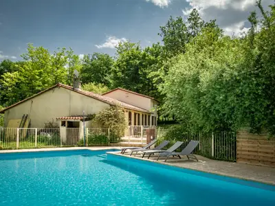 Pool des Ferienhauses