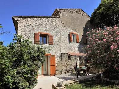 house house
