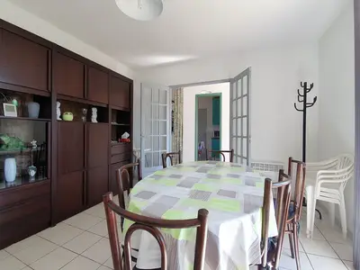 DiningRoom