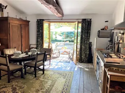 DiningRoom