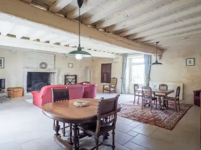 DiningRoom