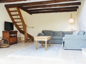 22919037-Ferienhaus-4-Saint-Martin-de-Gurson-300x225-1