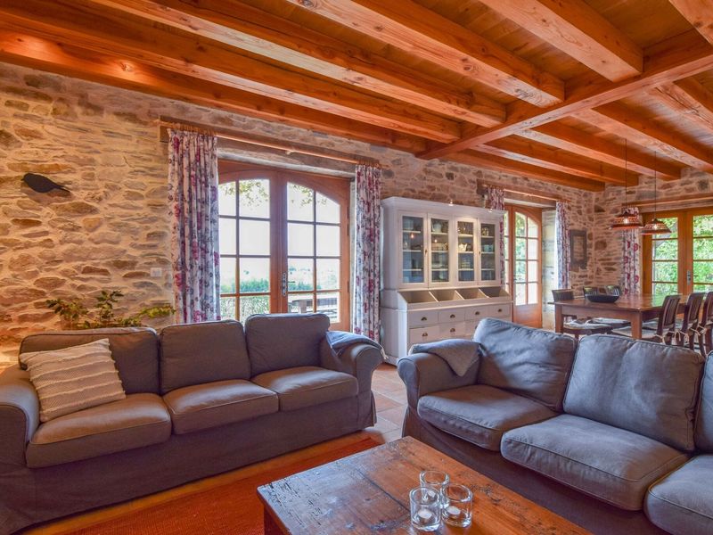 23972725-Ferienhaus-6-Saint-Médard-d'Excideuil-800x600-2