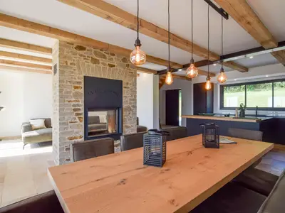DiningRoom