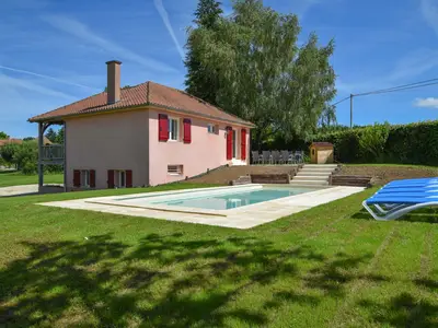 PoolOfHouse