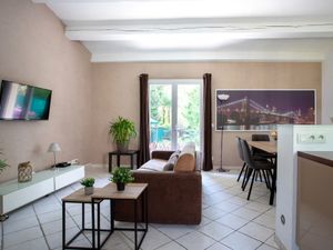 23868256-Ferienhaus-6-Saint-Paul-de-Vence-300x225-4