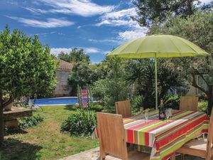 23732715-Ferienhaus-6-Saint Rémy De Provence-300x225-2