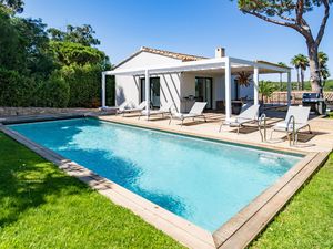 22807623-Ferienhaus-8-Saint-Tropez-300x225-0