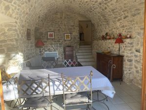 23508282-Ferienhaus-4-Sainte-Croix-de-Quintillargues-300x225-1