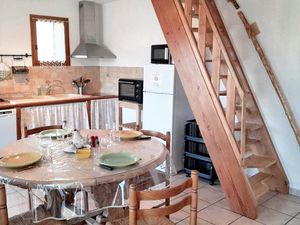 23977995-Ferienhaus-2-Sainte-Jalle-300x225-4