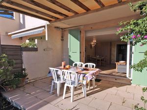 23961744-Ferienhaus-6-Sainte-Maxime-300x225-1