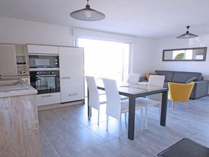 22807837-Ferienhaus-6-Sainte-Maxime-300x225-1