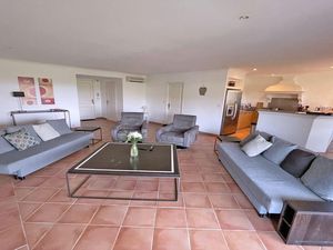 22807585-Ferienhaus-8-Sainte-Maxime-300x225-4