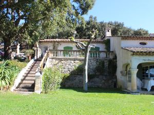 19332022-Ferienhaus-2-Sainte-Maxime-300x225-1