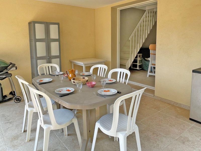 23961748-Ferienhaus-5-Sainte-Maxime-800x600-1