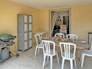 23961748-Ferienhaus-5-Sainte-Maxime-300x225-3