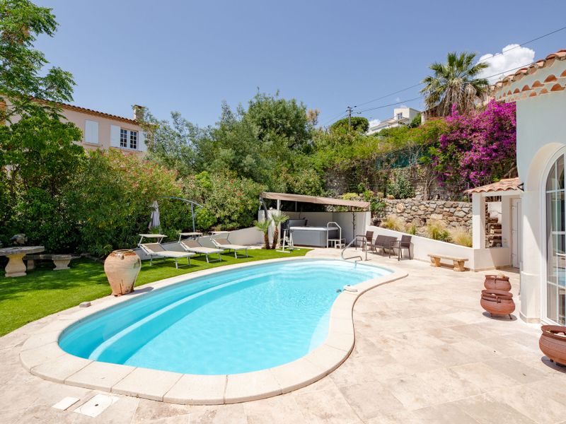 23842688-Ferienhaus-6-Sainte-Maxime-800x600-2