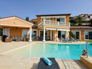 23921035-Ferienhaus-8-Sainte-Maxime-300x225-0