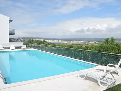 PoolOfHouse