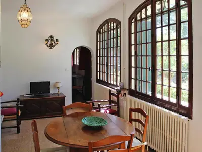 DiningRoom