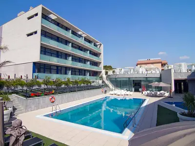 PoolOfHouse