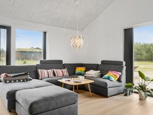 24001719-Ferienhaus-8-Saltum-300x225-1