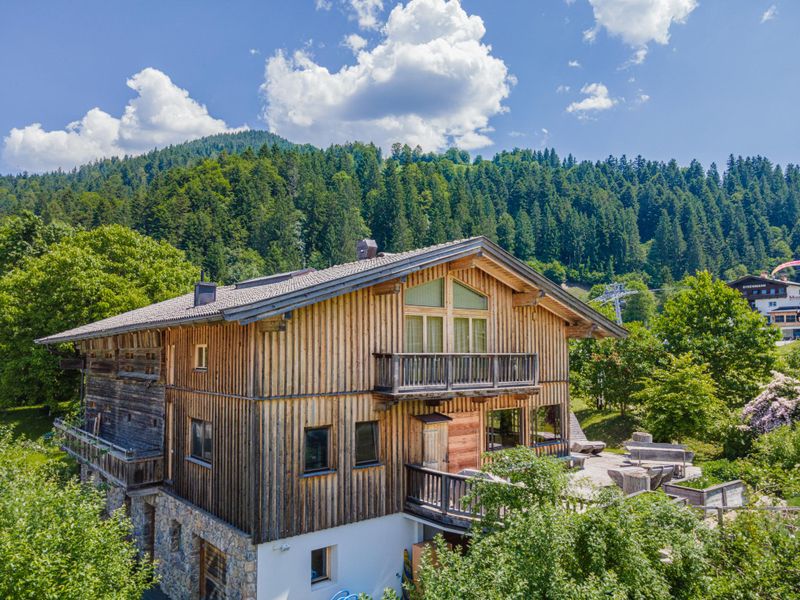 Außenseite Ferienhaus [Sommer]