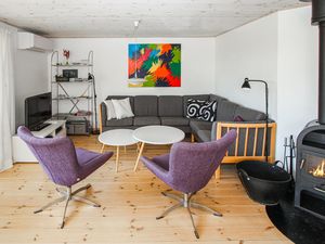 23759329-Ferienhaus-6-Samsø-300x225-1